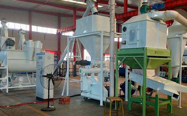 雞飼料生產(chǎn)線多少錢?其加工過度又會造成哪些影響?